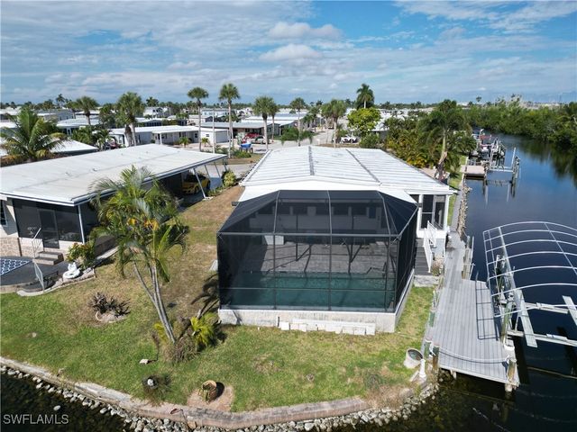 17941 Bryan CT, Fort Myers Beach, FL 33931