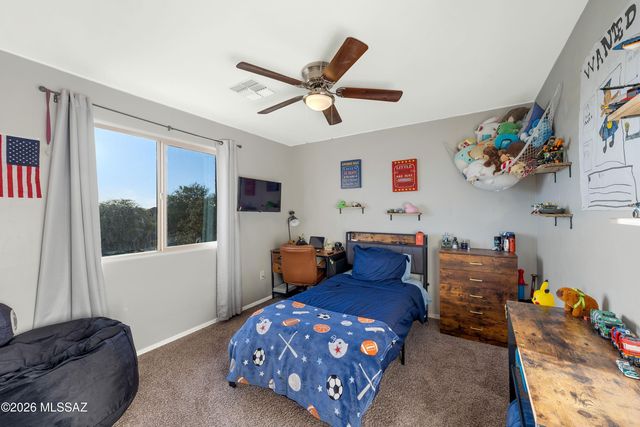 571 S Courts Redford Drive, Vail, AZ 85641