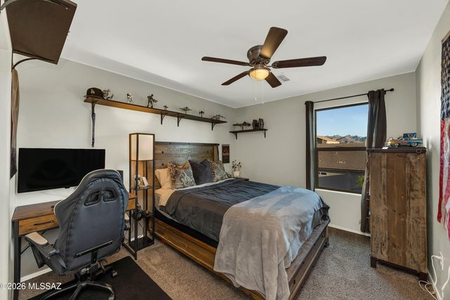 571 S Courts Redford Drive, Vail, AZ 85641