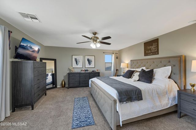 571 S Courts Redford Drive, Vail, AZ 85641