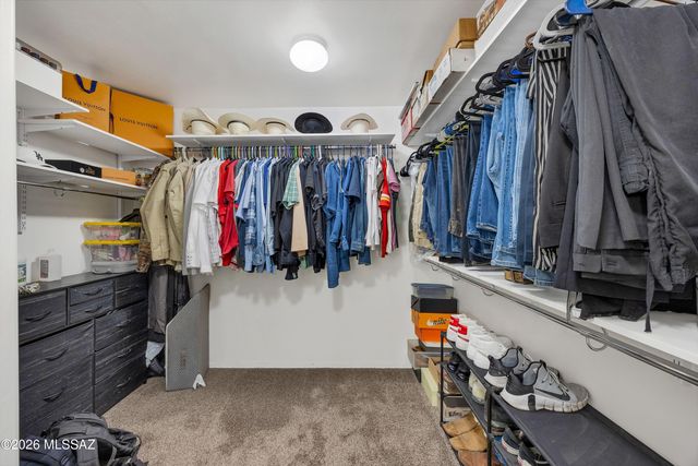 571 S Courts Redford Drive, Vail, AZ 85641
