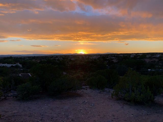 541 Calle Mirasol, Santa Fe, NM 87501