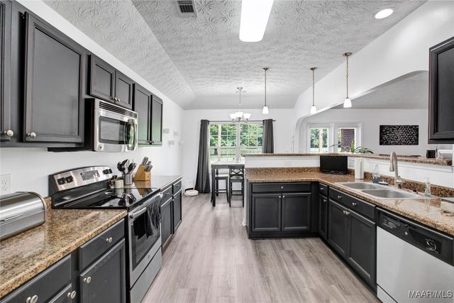 1605 Buena Vista Boulevard, Prattville, AL 36067