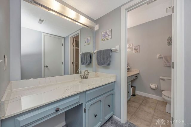 8308 Coppernail Way, West Chester, OH 45069