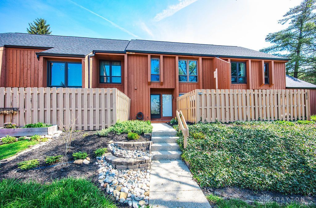 8308 Coppernail Way, West Chester, OH 45069