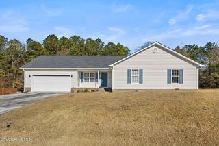 108 White Stone Court, Jacksonville, NC 28546