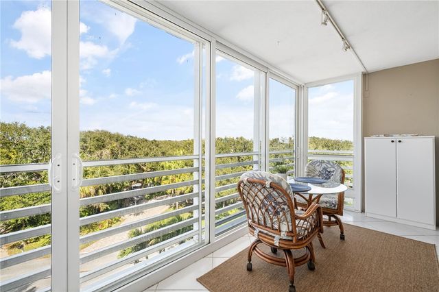 935 E Causeway Boulevard 401, Vero Beach, FL 32963