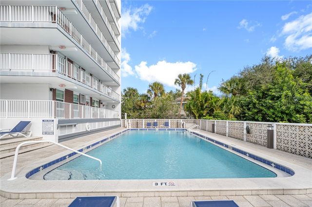 935 E Causeway Boulevard 401, Vero Beach, FL 32963