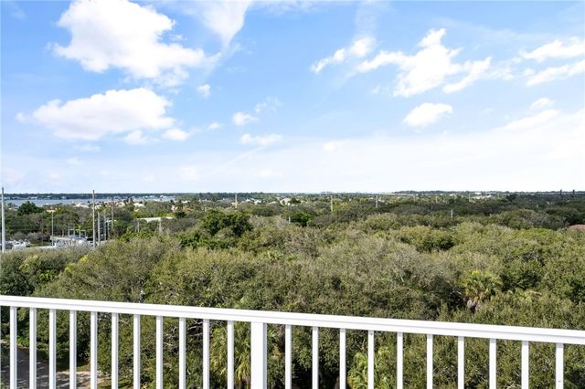 935 E Causeway Boulevard 401, Vero Beach, FL 32963