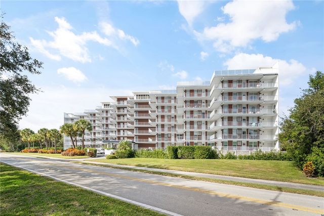 935 E Causeway Boulevard 401, Vero Beach, FL 32963