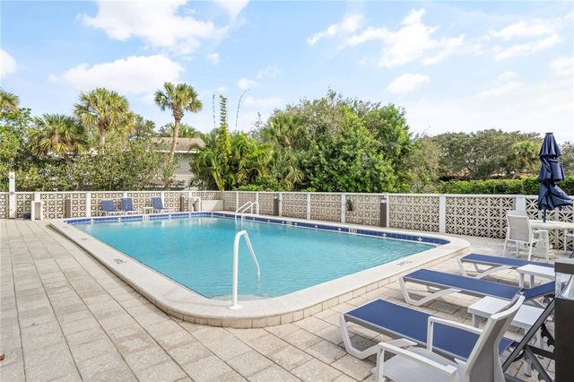 935 E Causeway Boulevard 401, Vero Beach, FL 32963