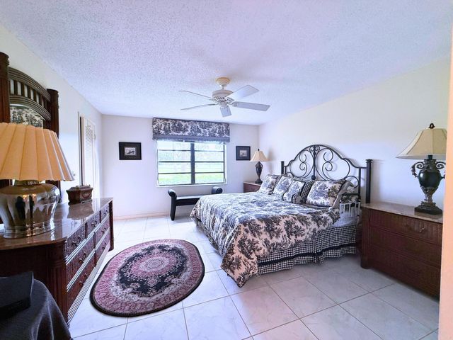 8410 CASA DEL LAGO E, Boca Raton, FL 33433