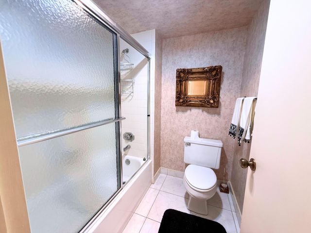 8410 CASA DEL LAGO E, Boca Raton, FL 33433