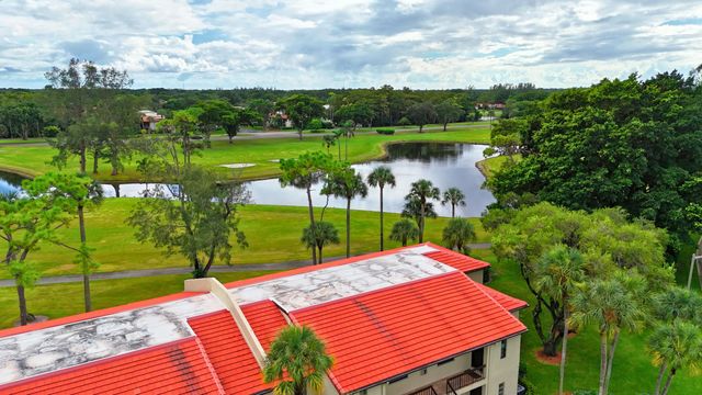 8410 CASA DEL LAGO E, Boca Raton, FL 33433