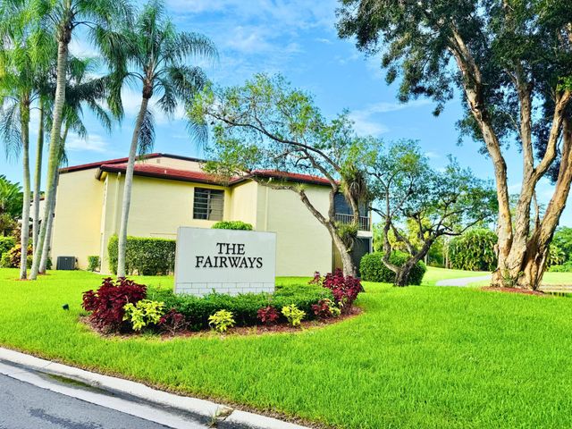 8410 CASA DEL LAGO E, Boca Raton, FL 33433