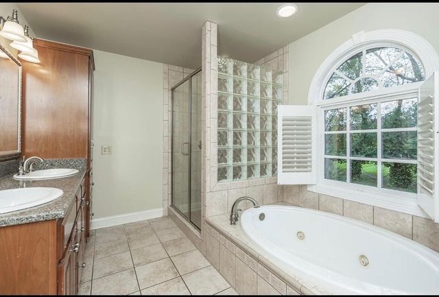 118 Whispering Woods Drive, Richmond, KY 40475