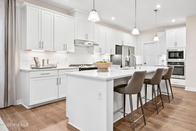 629 Delia Circle, Leland, NC 28451
