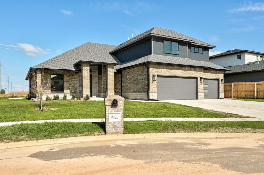 9329 NW 85th Street, Yukon, OK 73099