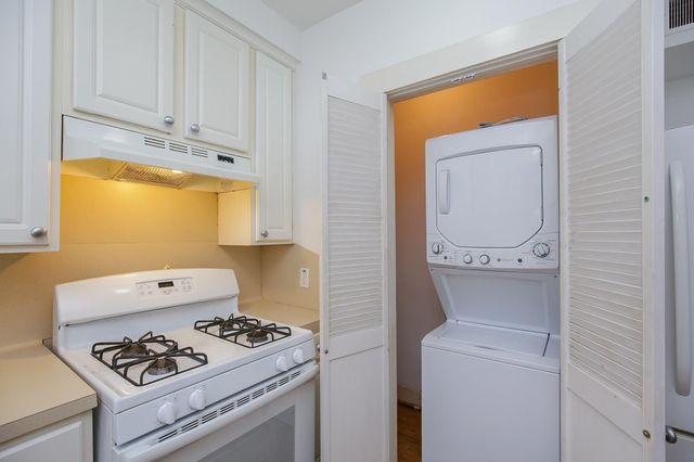 1632 Bonnie Brae Street A, Houston, TX 77006