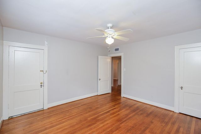 1632 Bonnie Brae Street A, Houston, TX 77006