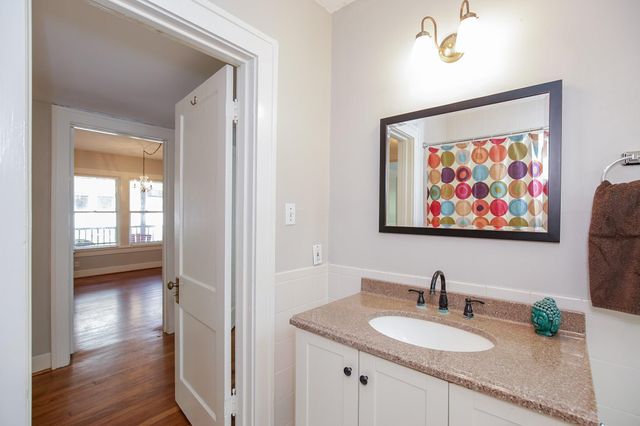 1632 Bonnie Brae Street A, Houston, TX 77006