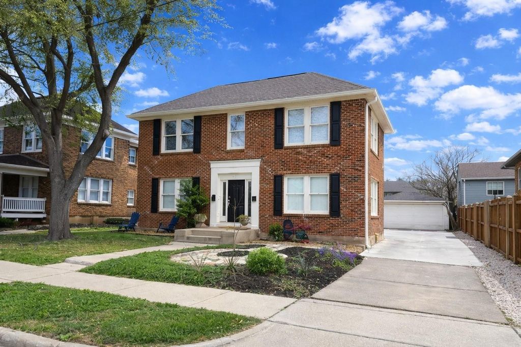 1632 Bonnie Brae Street A, Houston, TX 77006