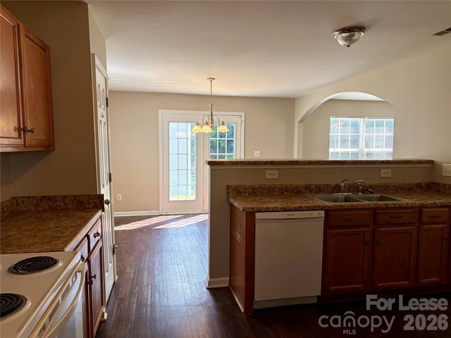 3707 Rocky Brook Court, Charlotte, NC 28269