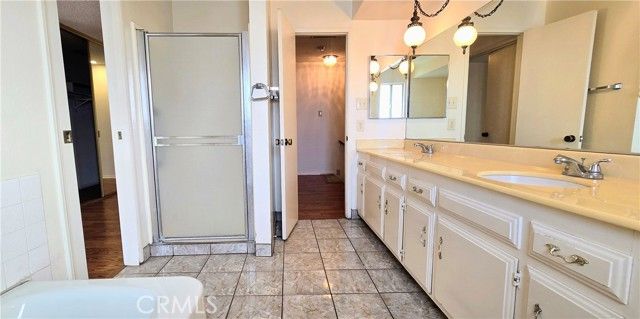 10353 Downey, Downey, CA 90241