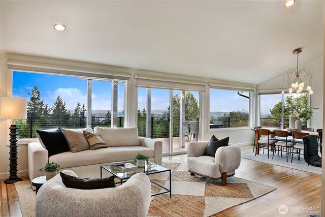 4837 155th Avenue SE, Bellevue, WA 98006