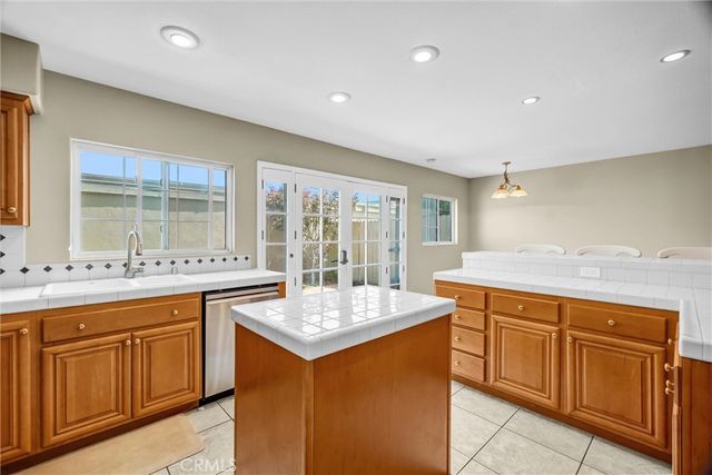 10462 Rio Grande Court, Fountain Valley, CA 92708