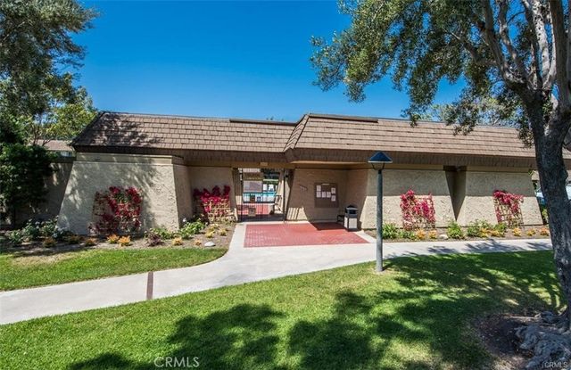 10462 Rio Grande Court, Fountain Valley, CA 92708