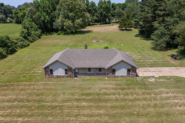 8783 DEADFALL RD, Millington, TN 38053