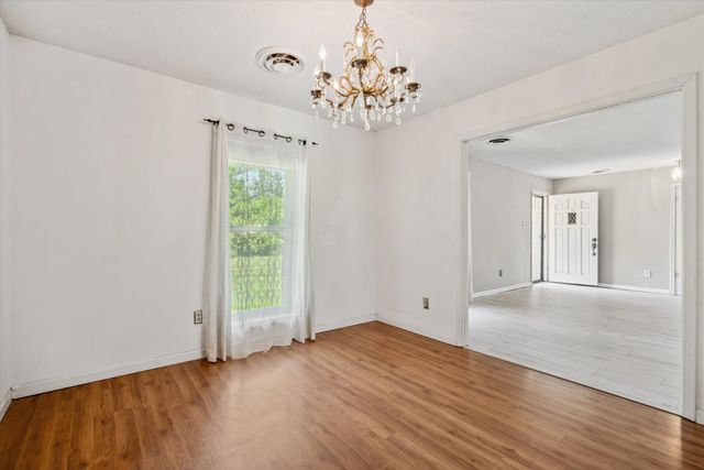 8783 DEADFALL RD, Millington, TN 38053