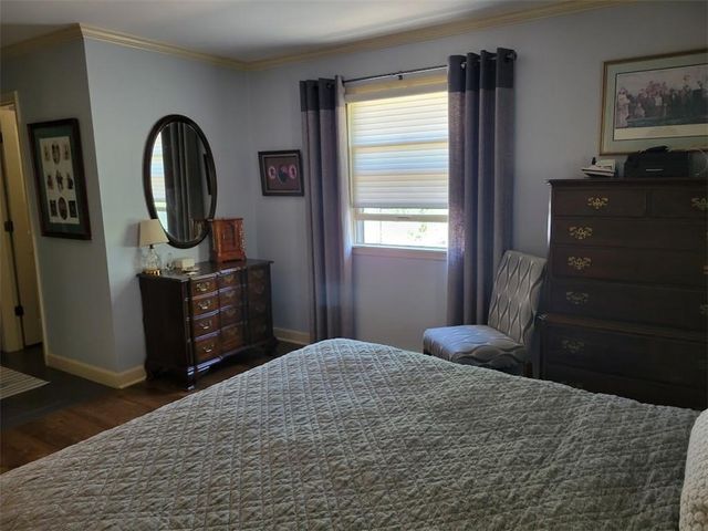 1700 Twin Oaks Drive, Harrisonville, MO 64701