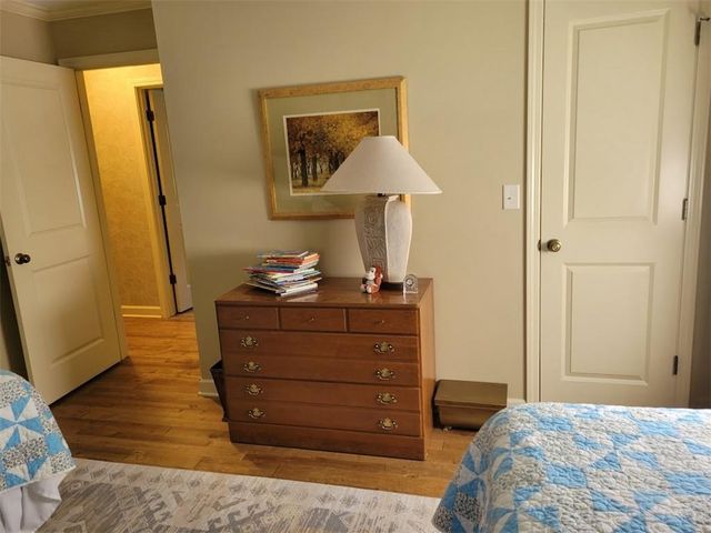 1700 Twin Oaks Drive, Harrisonville, MO 64701