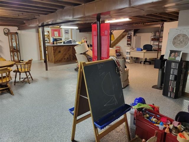 1700 Twin Oaks Drive, Harrisonville, MO 64701