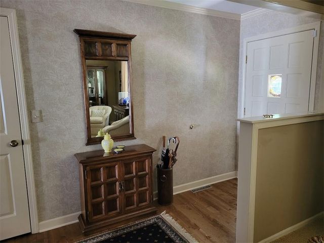 1700 Twin Oaks Drive, Harrisonville, MO 64701