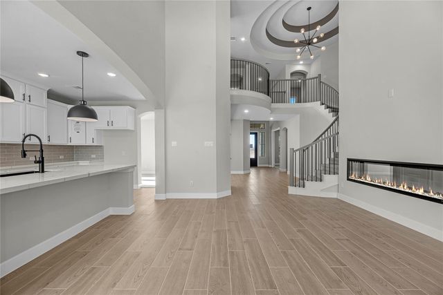 13705 Lago Costa Drive, Texas City, TX 77568