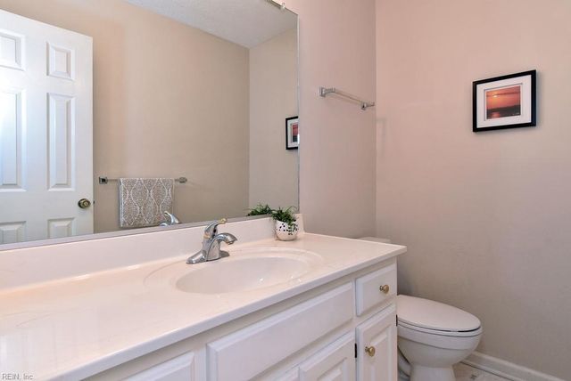 110 Bugle CT, Yorktown, VA 23693