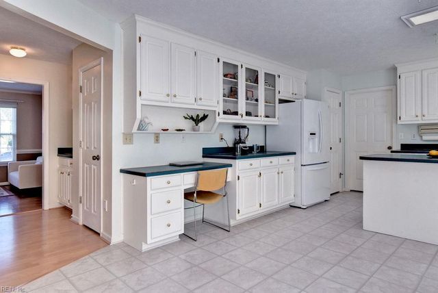 110 Bugle CT, Yorktown, VA 23693