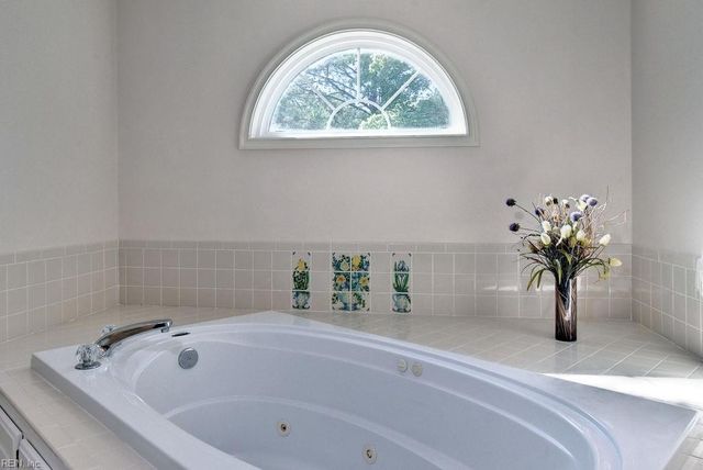 110 Bugle CT, Yorktown, VA 23693