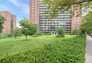 97-37 63rd Road 2B, Rego Park, NY 11374