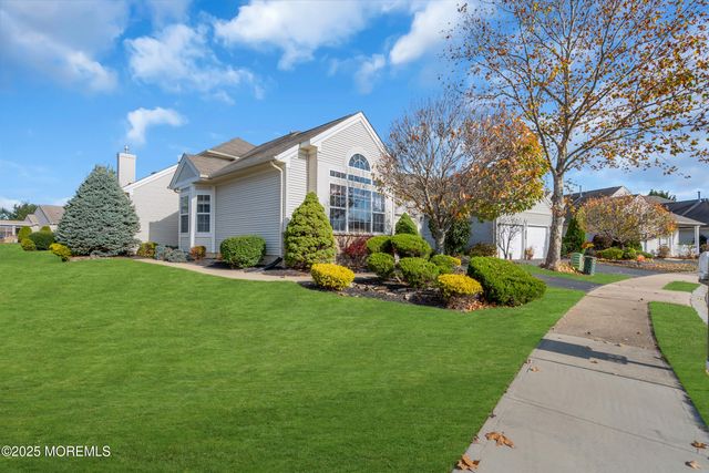 45 Tuscany Circle, Manchester, NJ 08759