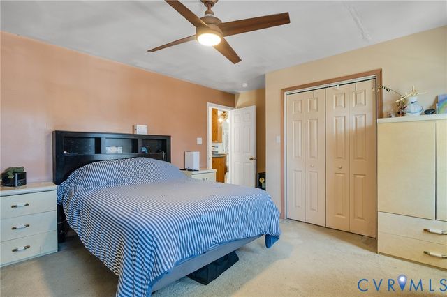 1822 New Lincoln Cir, Hopewell, VA 23860