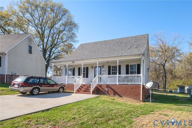 1822 New Lincoln Cir, Hopewell, VA 23860