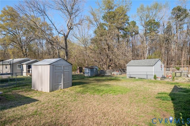 1822 New Lincoln Cir, Hopewell, VA 23860