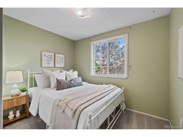 2701 S Jasper St, Aurora, CO 80013