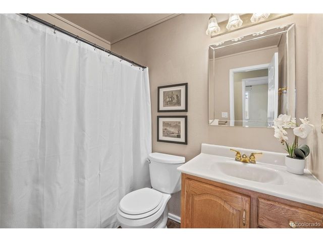 2701 S Jasper St, Aurora, CO 80013