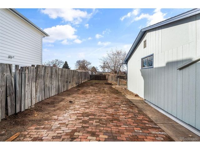 2701 S Jasper St, Aurora, CO 80013