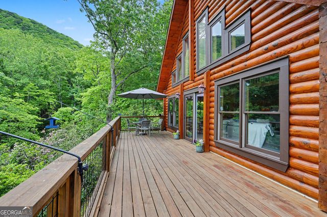 481 Top O Pinnacle Drive, Clayton, GA 30525